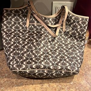 Coach leather shoulder bag